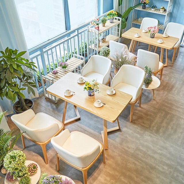 Bộ bàn ghế gỗ cafe phong cách Nhật Bản