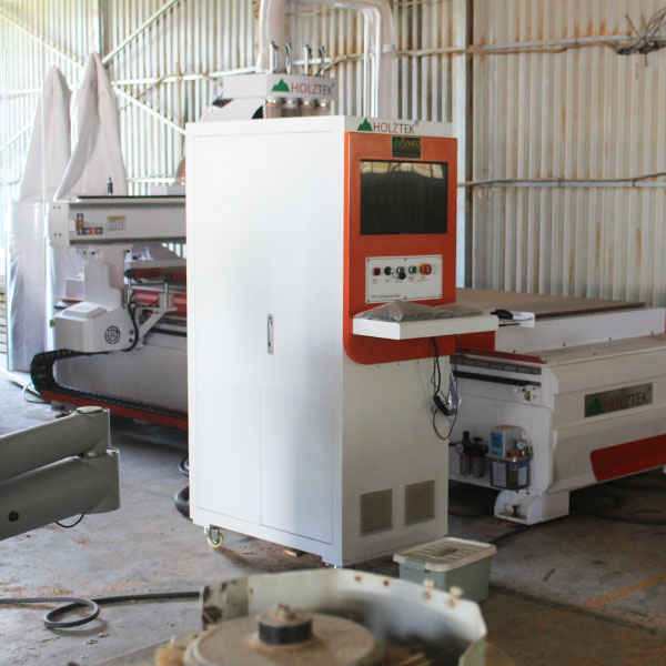 Máy CNC Furaka Máy CNC Furaka